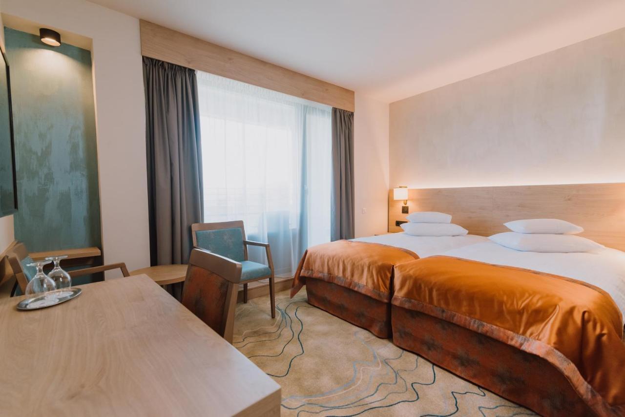 Hotel Ensana Ursina Sovata Esterno foto
